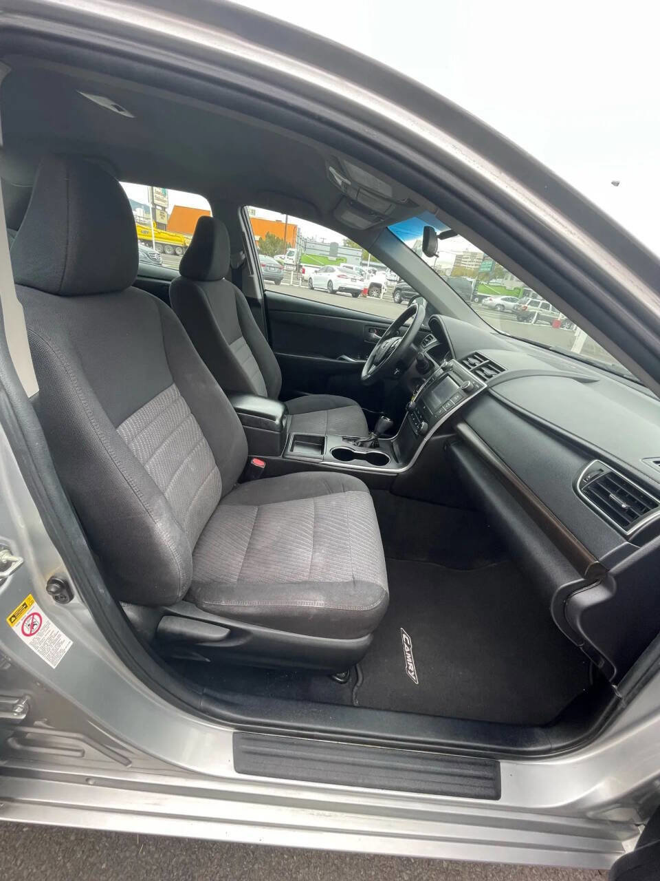 Used 2016 Toyota Camry LE image 13