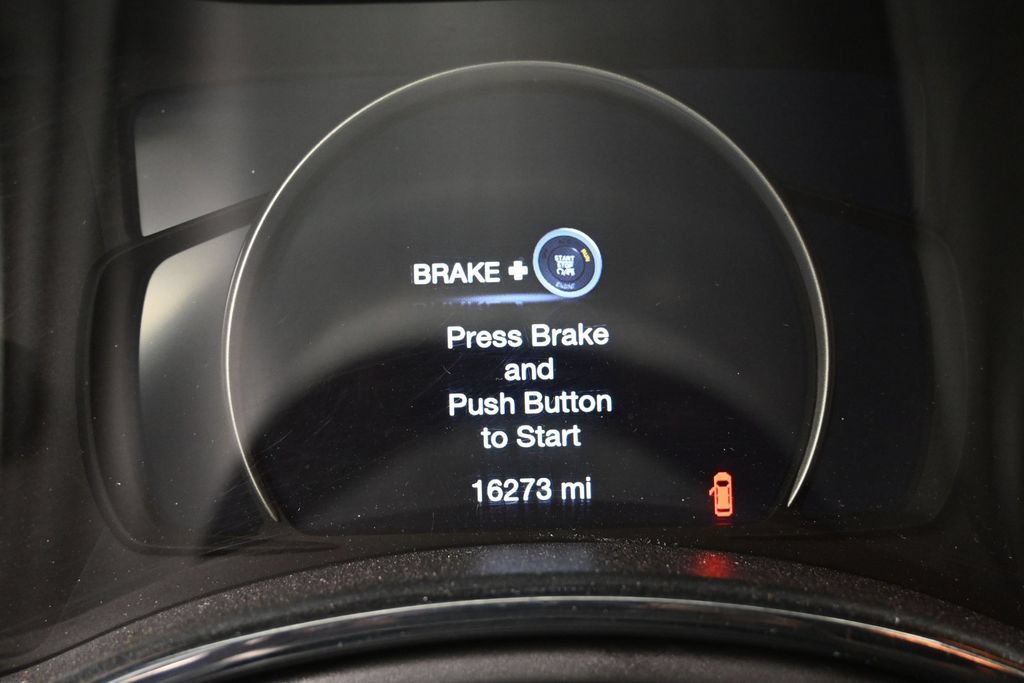 Used 2023 Dodge Durango R/T w/ Tow 'N Go Group AWD/4WD image 11