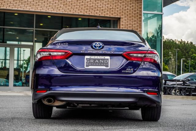 Used 2022 Toyota Camry XLE FWD image 12