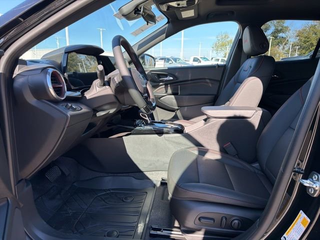 New 2026 Chevrolet Trax RS w/ Sunroof Package image 24