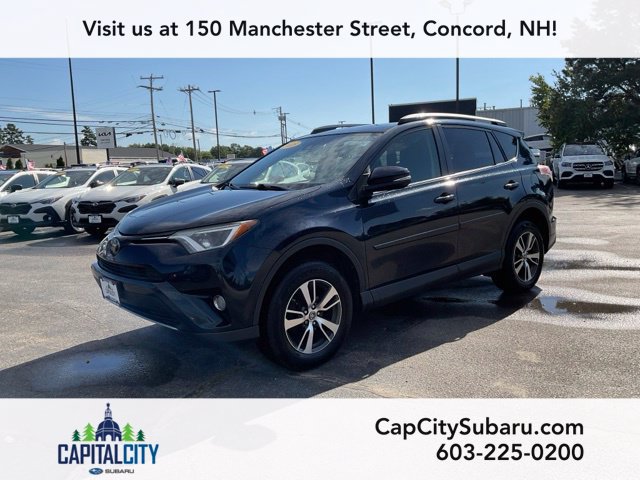 Used 2018 Toyota RAV4 XLE AWD/4WD image 4