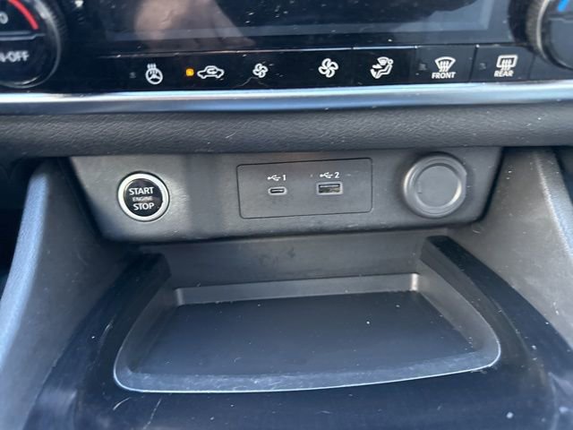 Used 2021 Nissan Rogue SV w/ Premium Package image 22