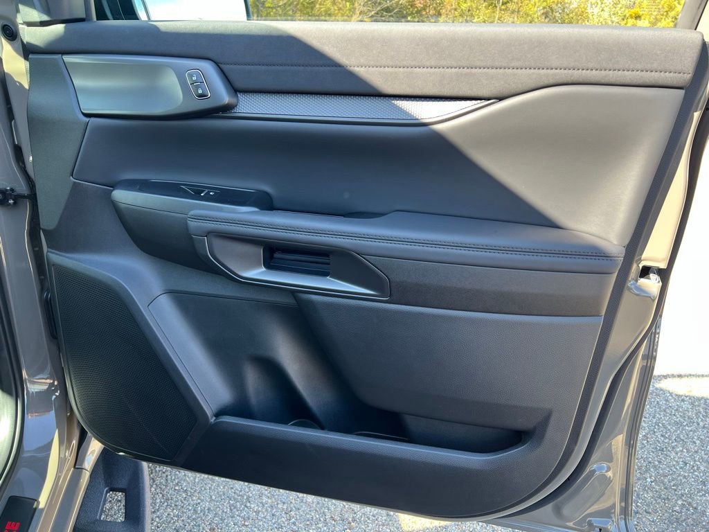 Used 2025 Ford Ranger Raptor image 15