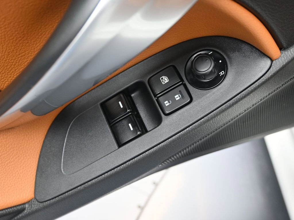 Used 2019 FIAT 124 Spider Lusso w/ Convenience Group image 10