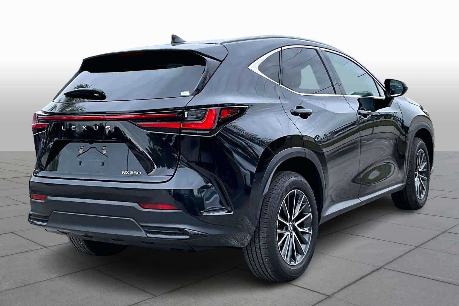 Used 2025 Lexus NX 250 FWD w/ Towing Package (2000 Lbs) image 13