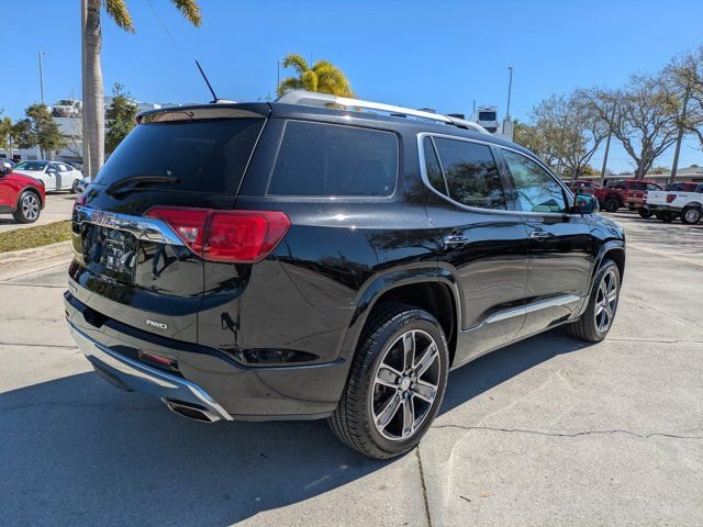 Used 2017 GMC Acadia Denali w/ Technology Package image 4