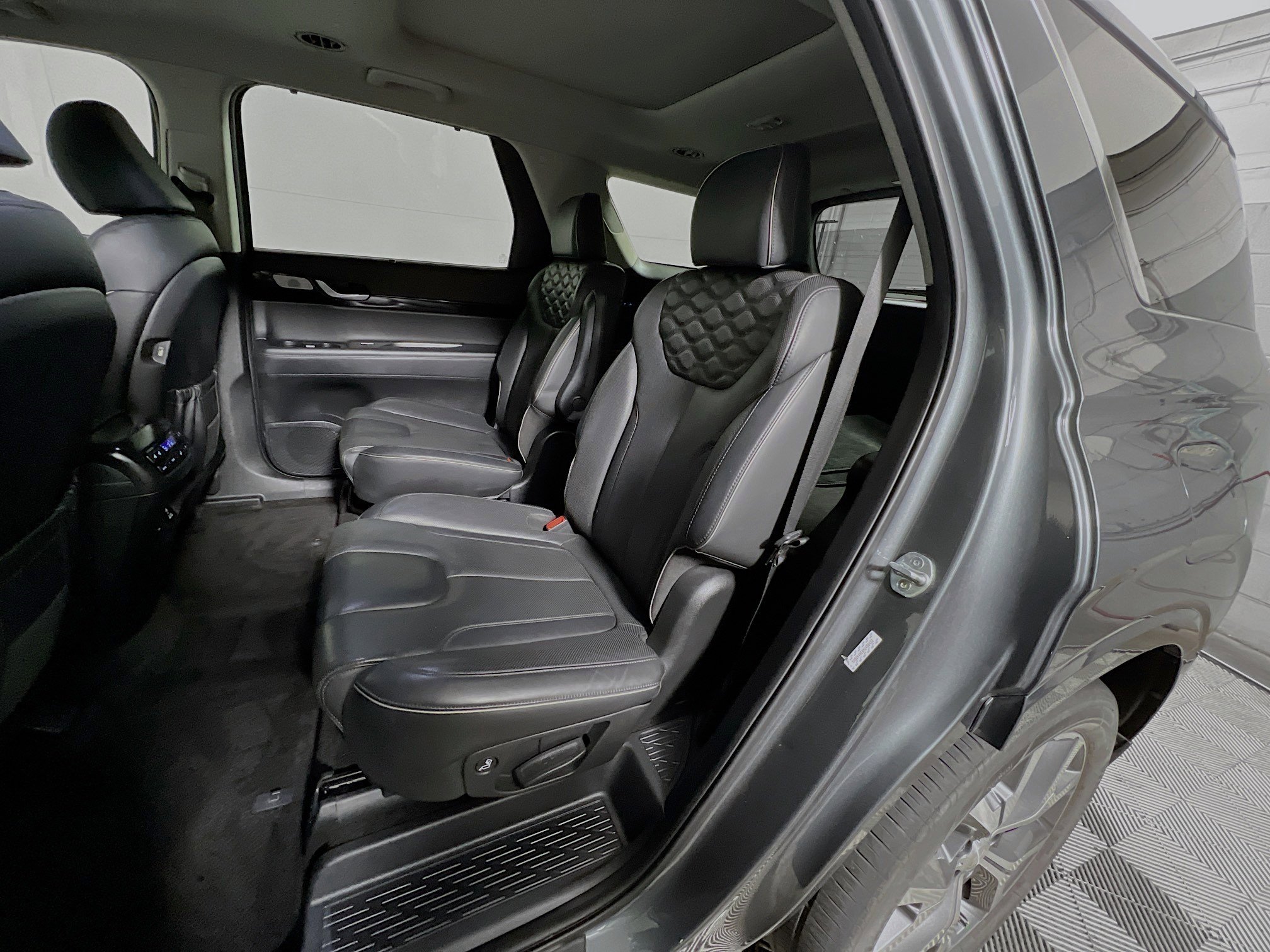 Used 2022 Hyundai Palisade Limited image 29