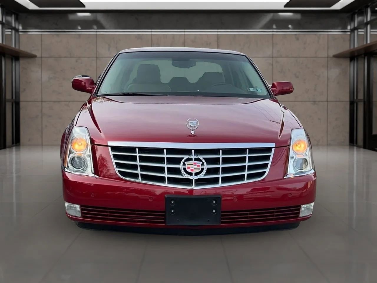 Used 2008 Cadillac DTS w/ Sun And Sound Package FWD image 1