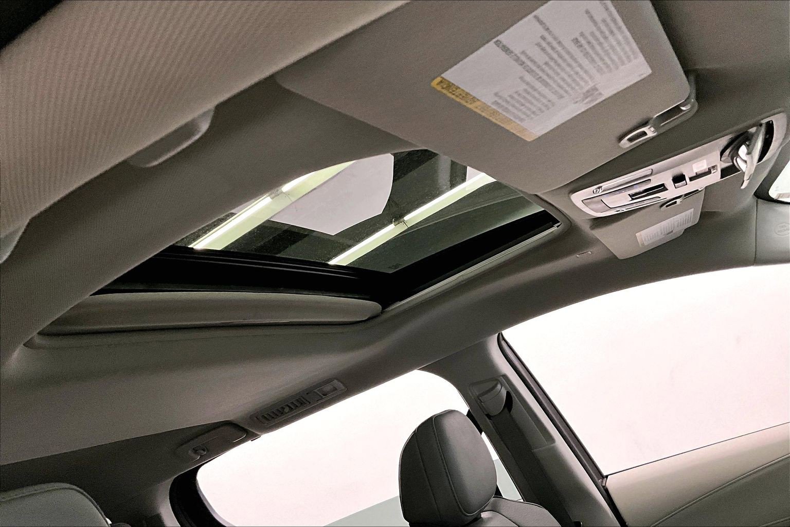 Used 2023 Toyota Sienna XLE FWD image 20