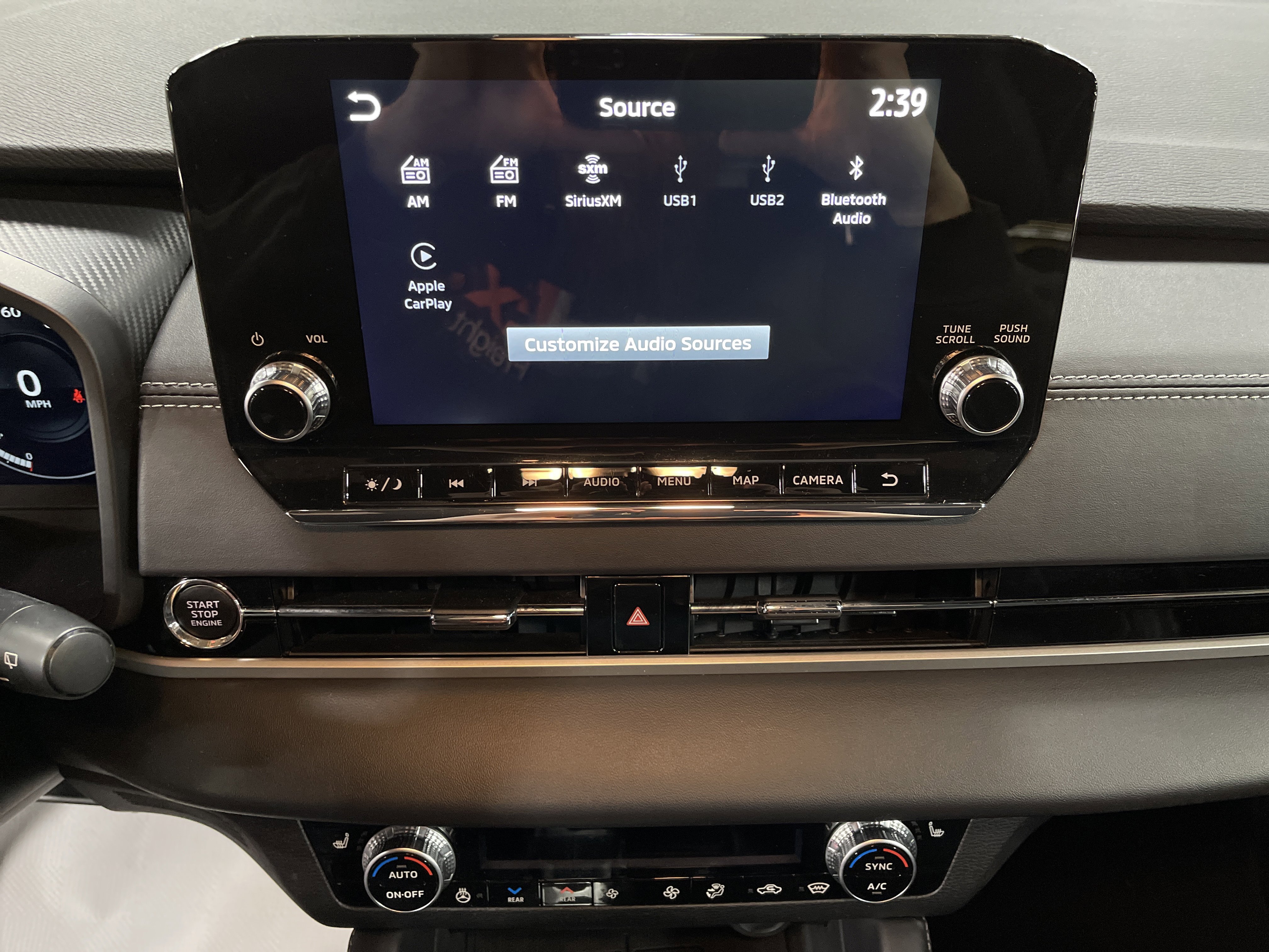 Used 2024 Mitsubishi Outlander SEL image 23