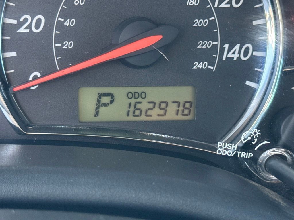 Used 2013 Toyota Corolla S image 22