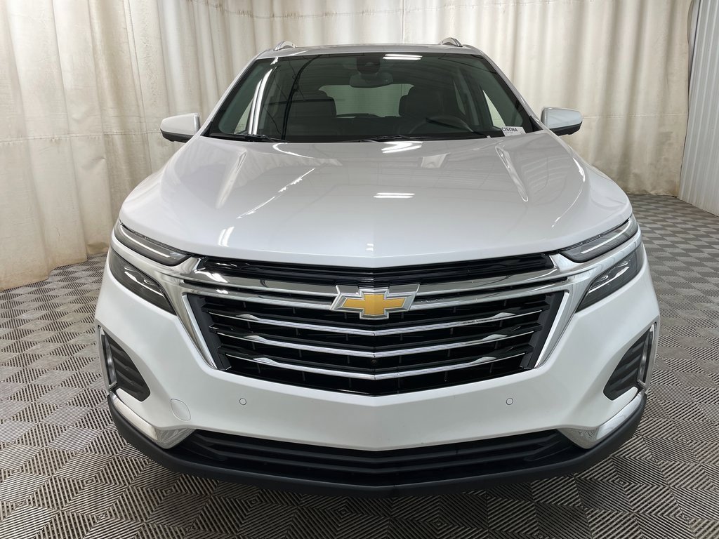 Used 2024 Chevrolet Equinox Premier image 2