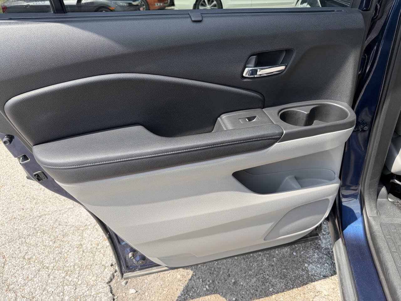 Used 2017 Honda Pilot Touring image 14