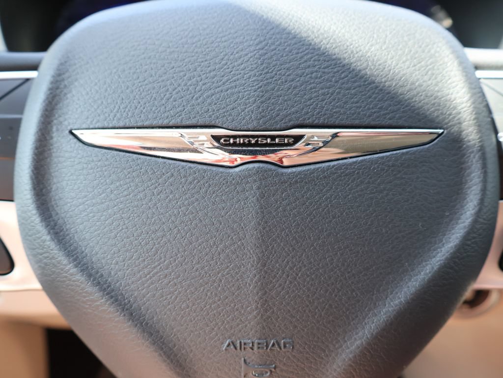 Used 2023 Chrysler Voyager LX FWD image 26