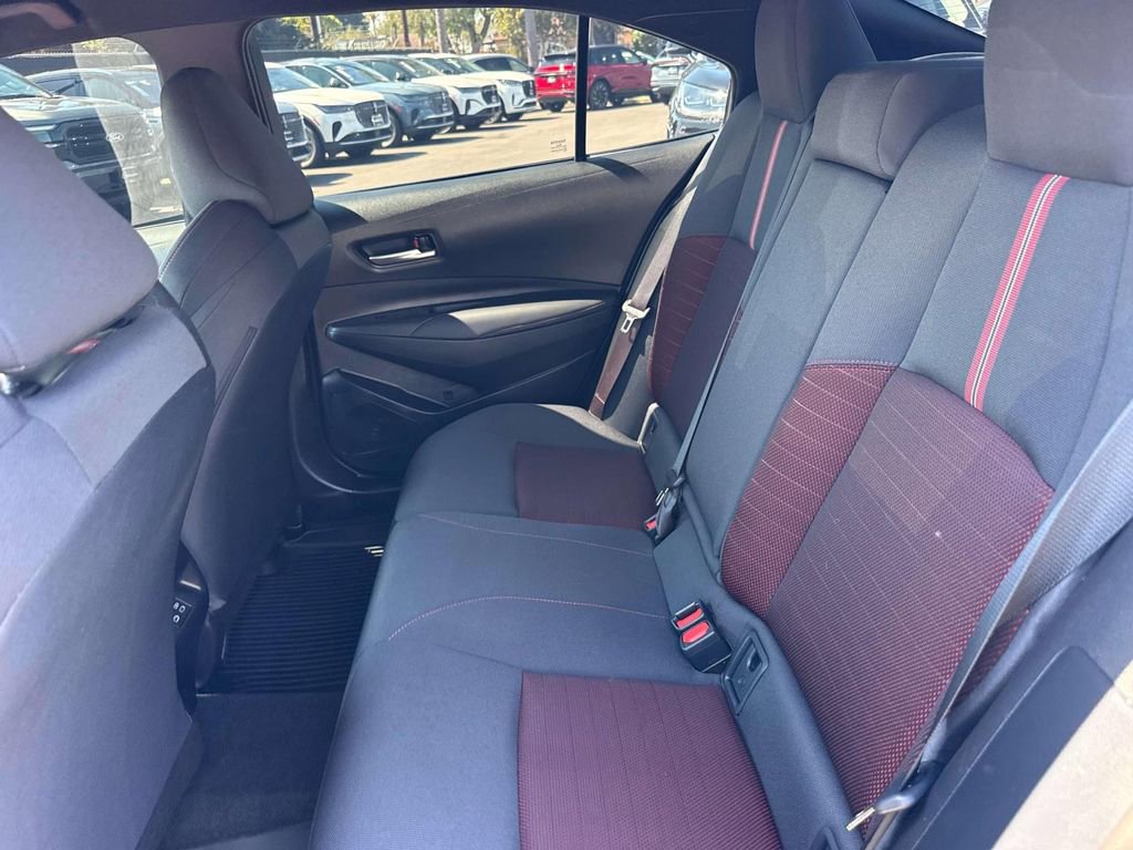 Used 2025 Toyota Corolla SE image 10