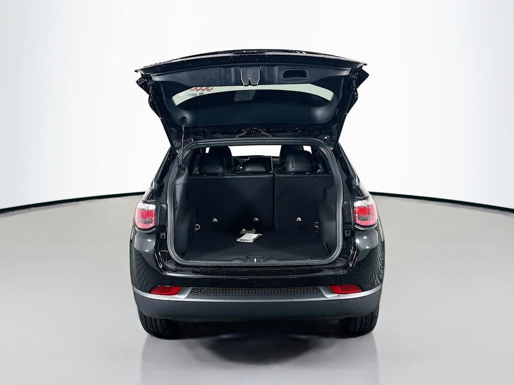 New 2026 Jeep Compass Latitude w/ Quick Order Package 29K image 16