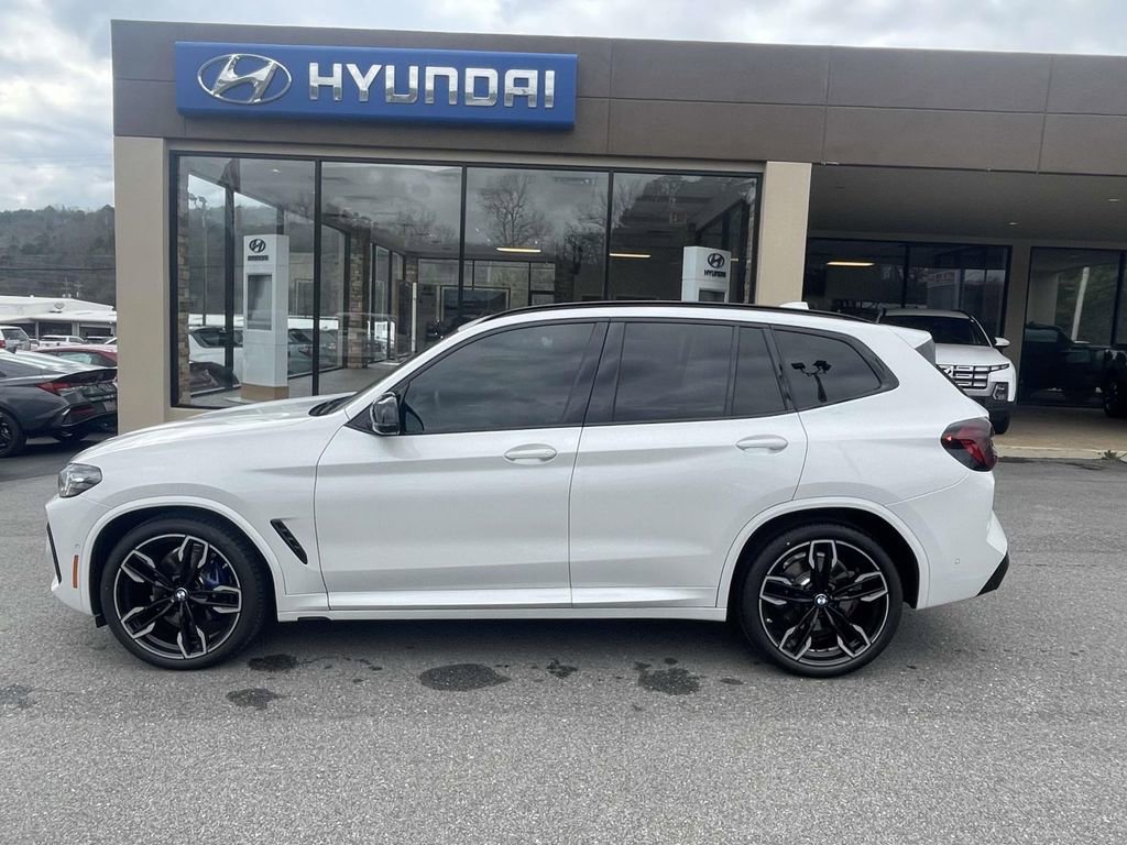 Used 2023 BMW X3 M40i image 2