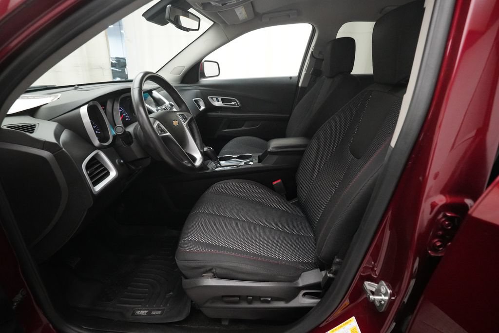 Used 2017 Chevrolet Equinox LT w/ Convenience Package FWD image 7