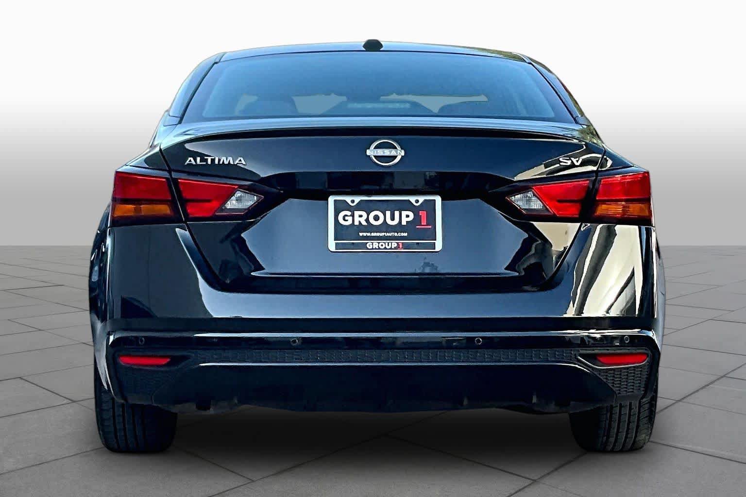 Used 2024 Nissan Altima 2.5 SV FWD image 5