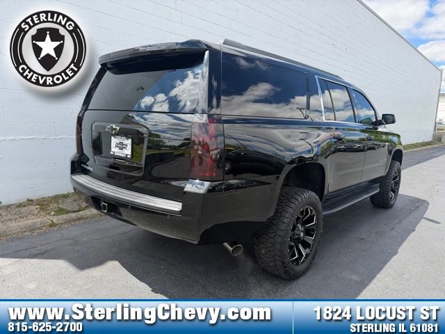 Used 2016 Chevrolet Suburban LT RWD image 5