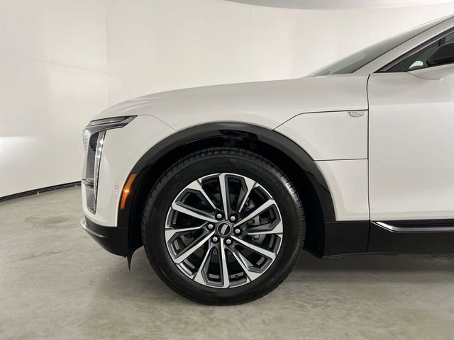 Used 2024 Cadillac Lyriq Sport image 34