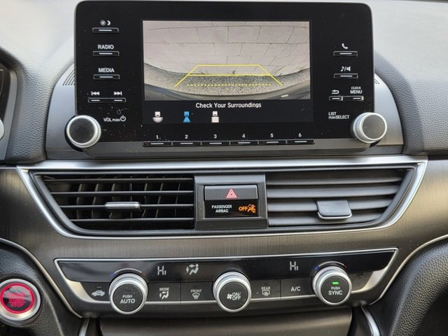 Used 2018 Honda Accord LX image 19