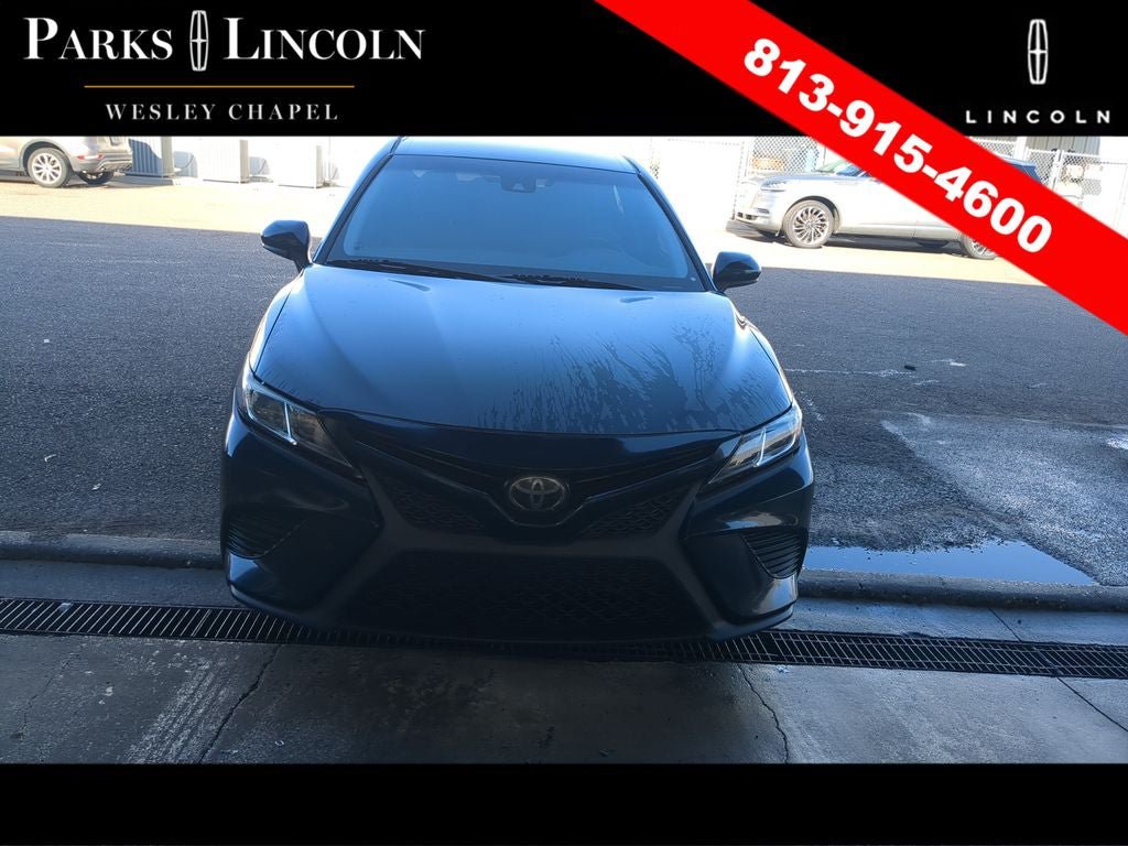Used 2019 Toyota Camry SE FWD image 6