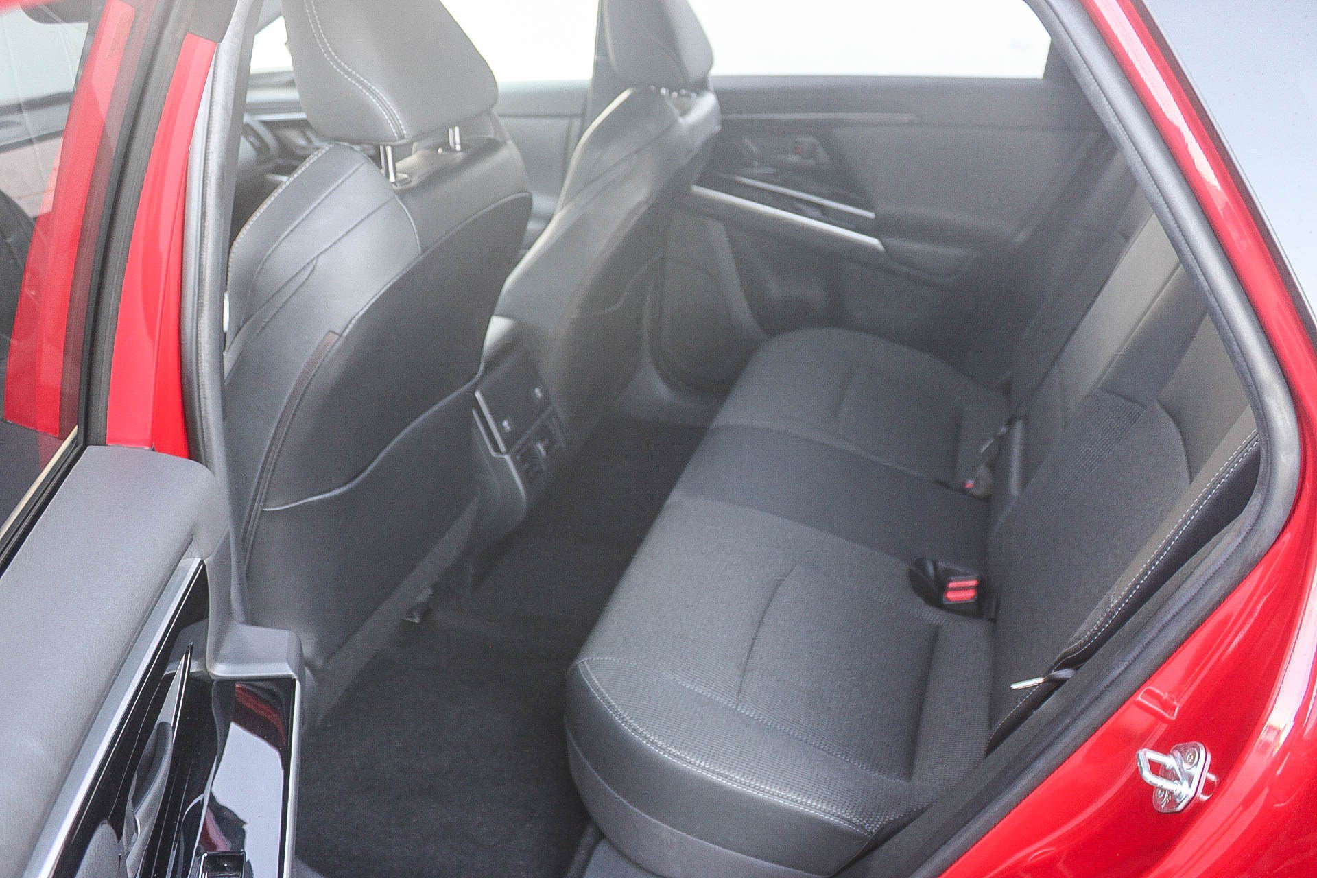 Used 2023 Toyota bZ4X FWD w/ Weather Package image 19