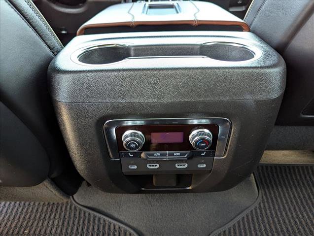 Used 2024 GMC Yukon Denali Ultimate AWD/4WD image 16