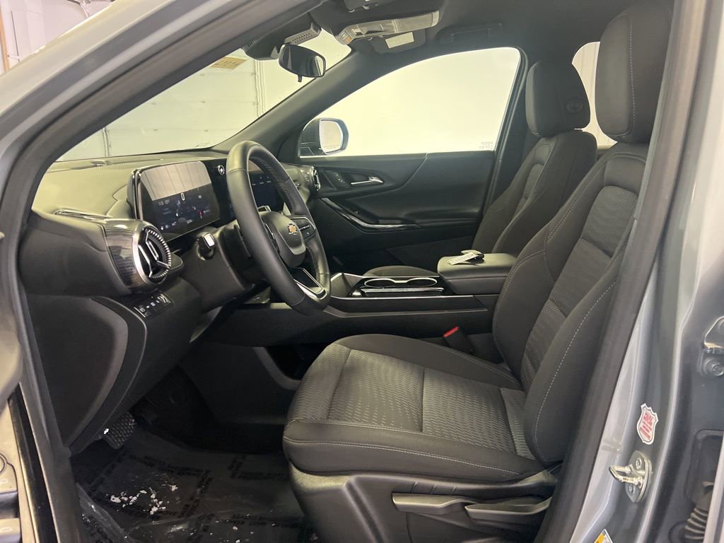 Certified 2025 Chevrolet Equinox LT image 8