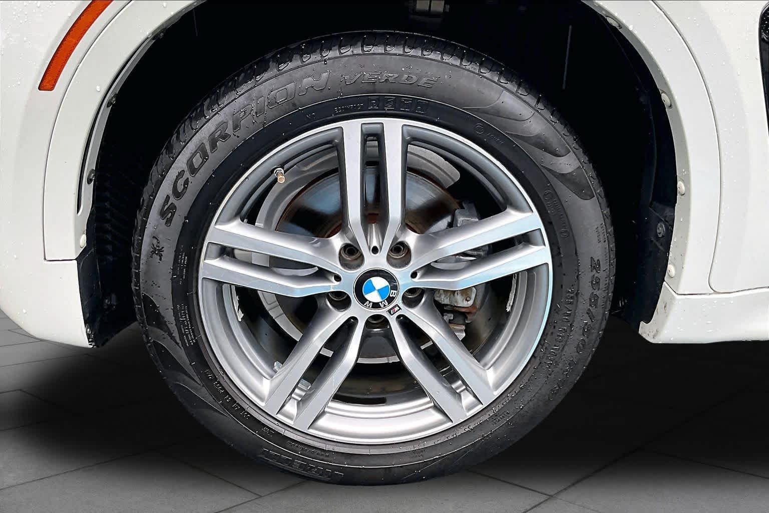 Used 2017 BMW X6 xDrive35i AWD/4WD image 11