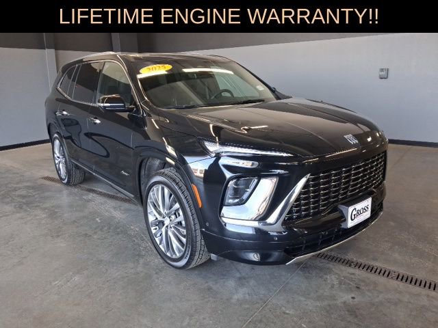 Used 2025 Buick Enclave Avenir w/ Super Cruise Package image 2