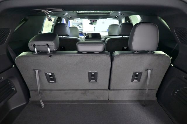 New 2026 Chevrolet Traverse LT w/ Sun and Wheel Package image 15