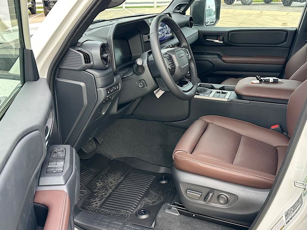 New 2027 Toyota Land Cruiser w/ Premium Package AWD/4WD image 7