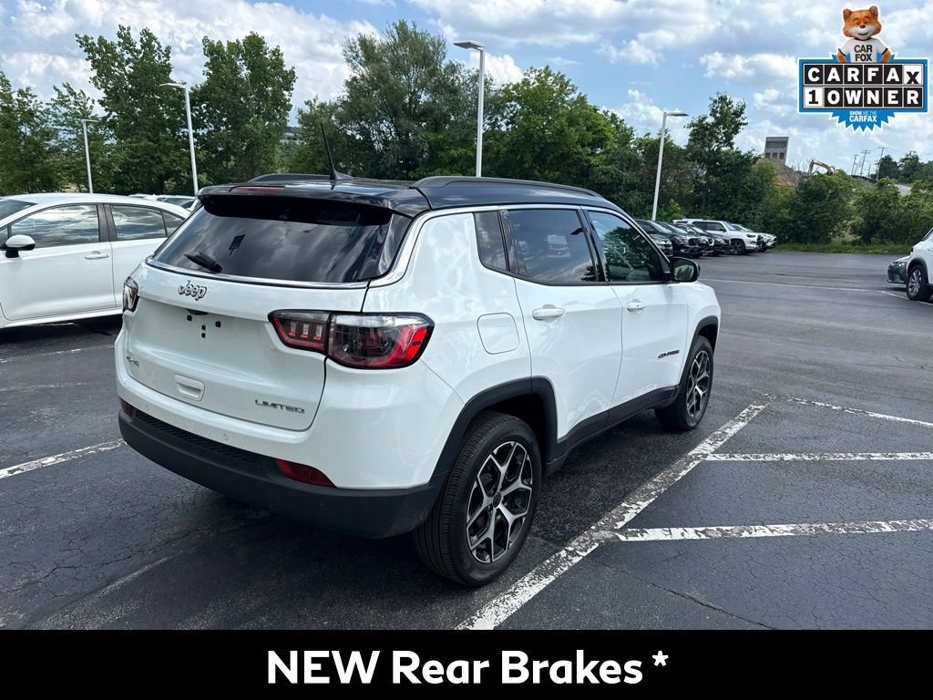 Used 2025 Jeep Compass Limited w/ Sun & Sound Group AWD/4WD image 3