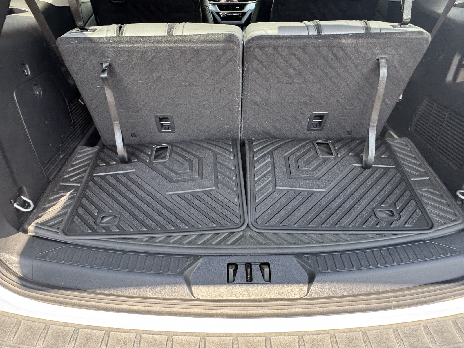Used 2025 Ford Explorer Active w/ Active Comfort Package RWD image 22