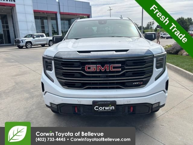 Used 2024 GMC Sierra 1500 AT4 w/ Technology Package AWD/4WD image 9