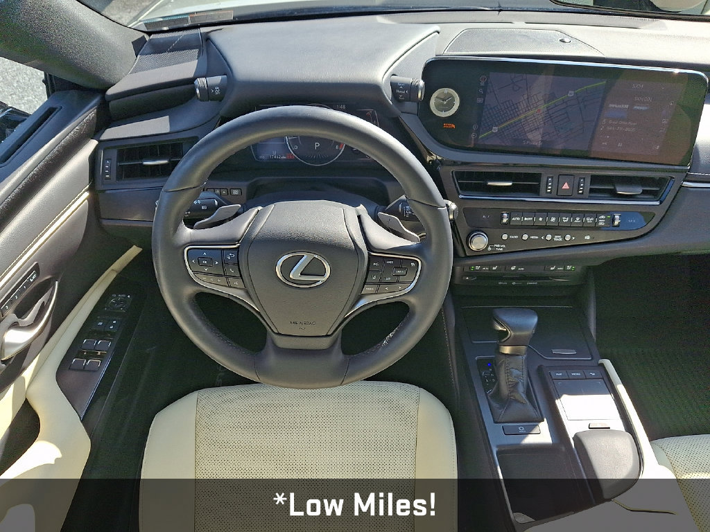 Used 2022 Lexus ES 250 w/ Premium Package AWD/4WD image 14