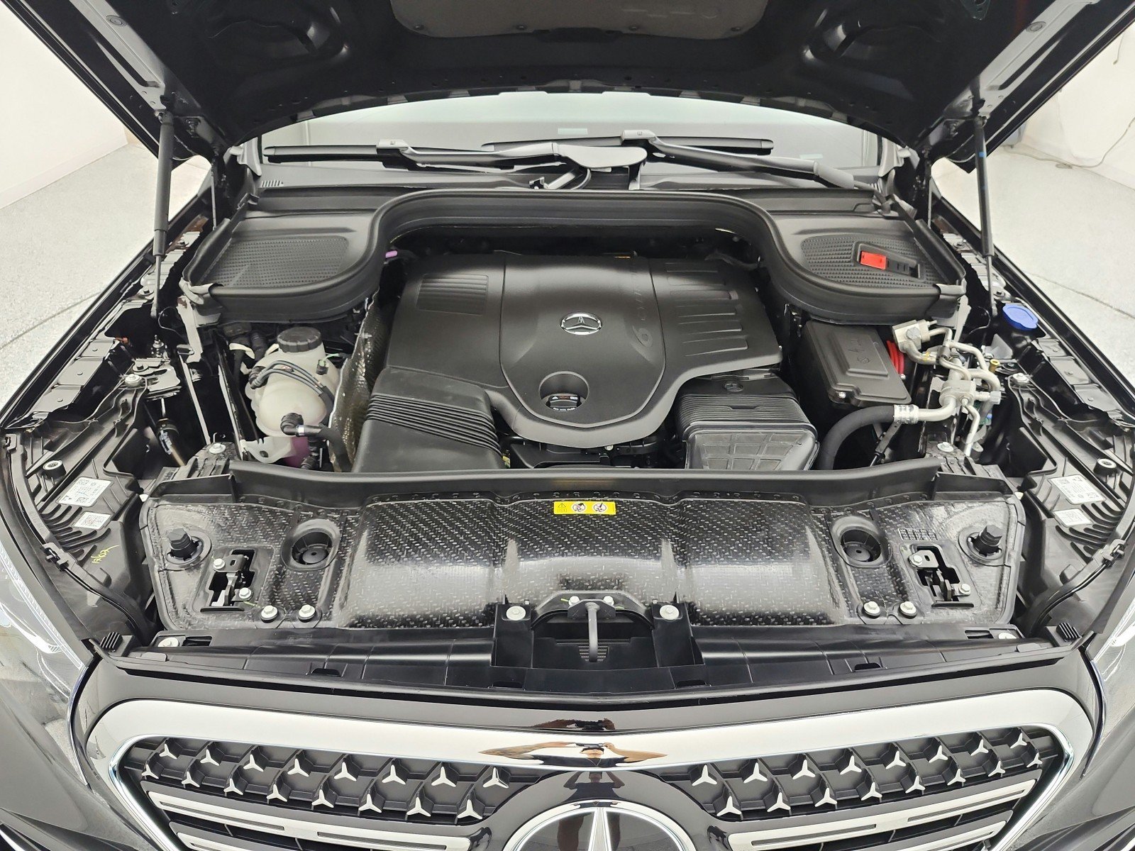 New 2027 Mercedes-Benz GLS 450 4MATIC image 12