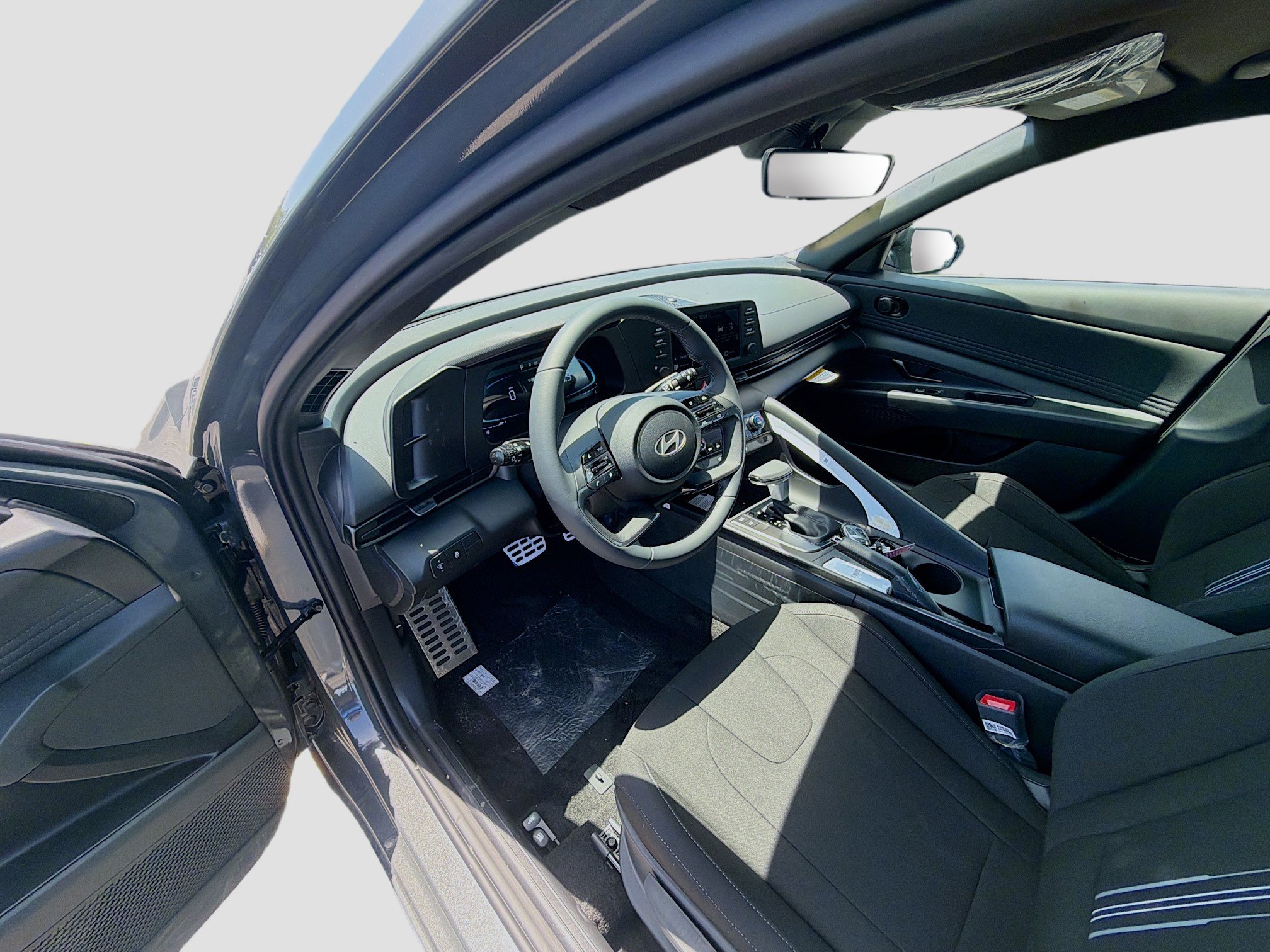 New 2026 Hyundai Elantra Sport FWD image 7