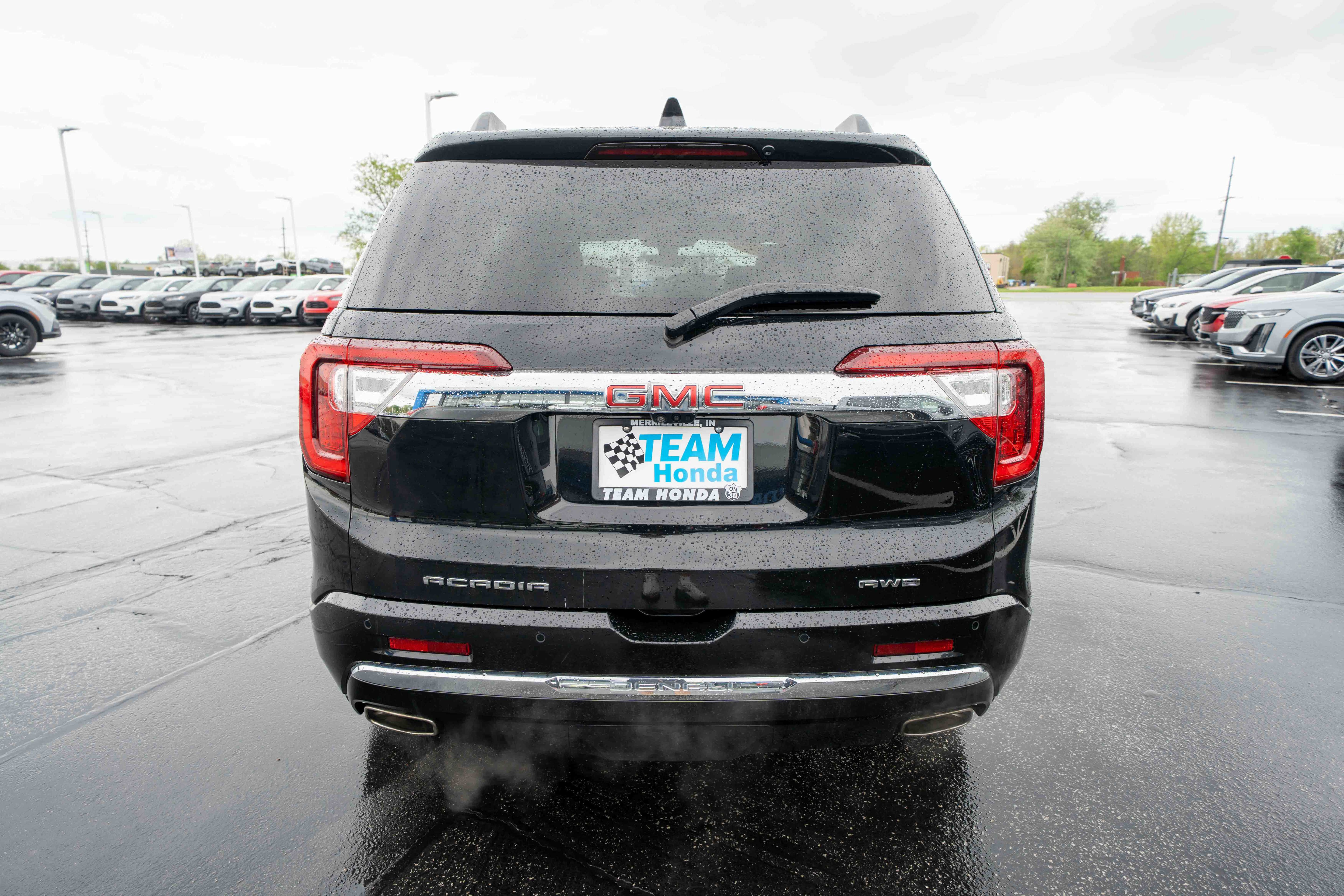 Used 2023 GMC Acadia Denali w/ Denali Ultimate Package AWD/4WD image 5