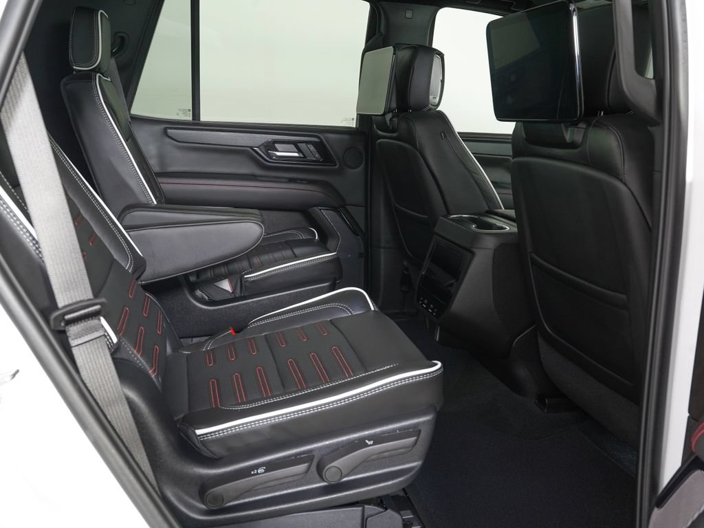 Used 2026 GMC Yukon AT4 Ultimate AWD/4WD image 17