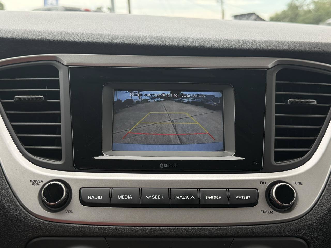 Used 2021 Hyundai Accent SE FWD image 22