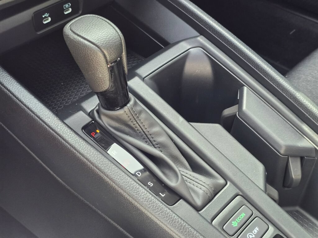 Certified 2025 Honda Accord SE image 35