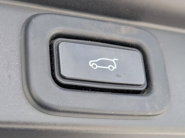 Used 2023 Land Rover Range Rover SE image 10