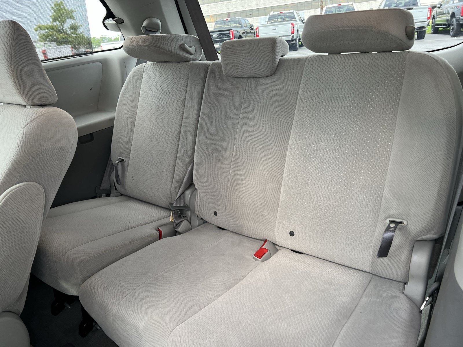 Used 2012 Toyota Sienna LE FWD image 24