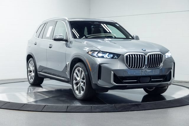 Used 2026 BMW X5 xDrive40i AWD/4WD image 4