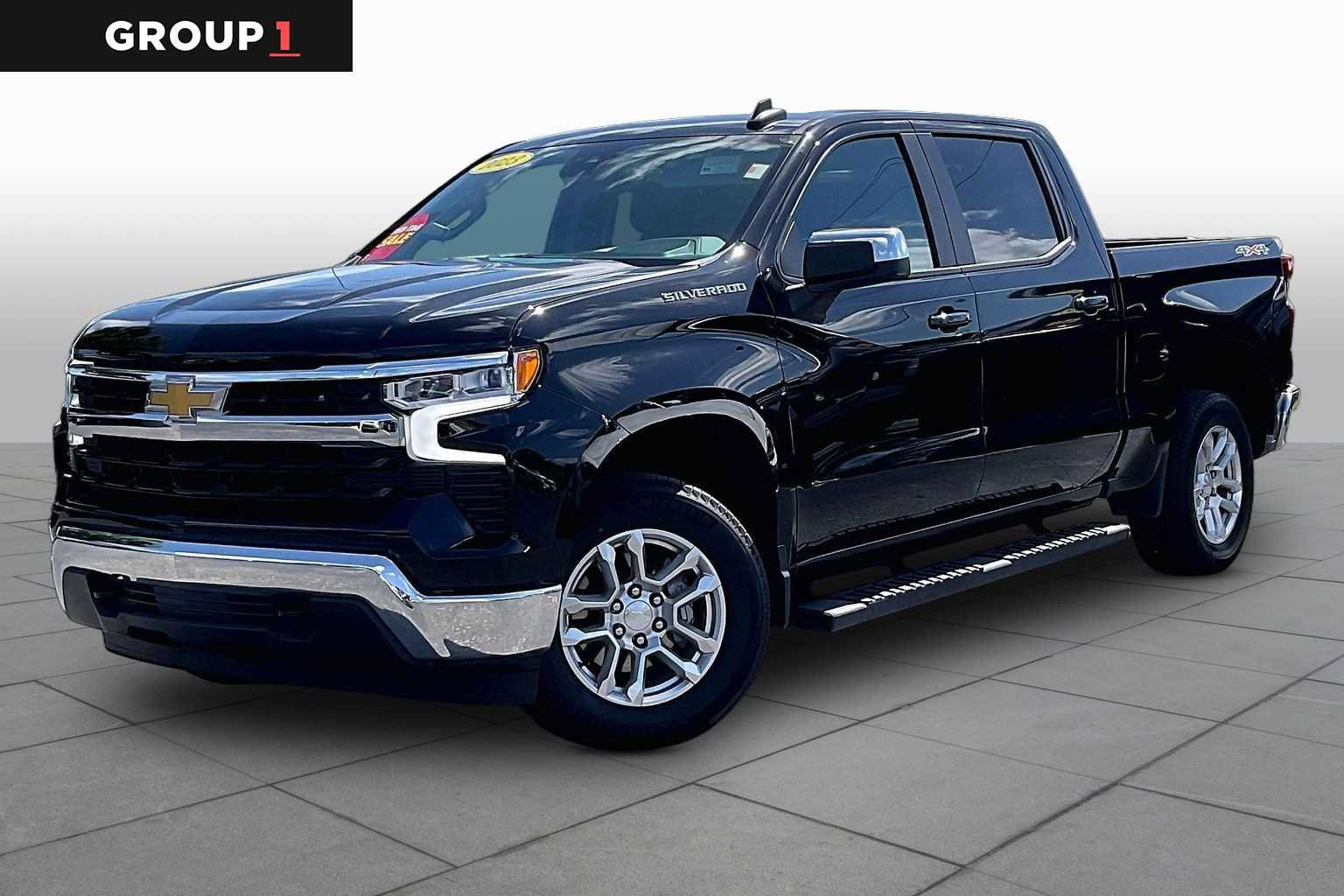 Used 2023 Chevrolet Silverado 1500 LT AWD/4WD image 1