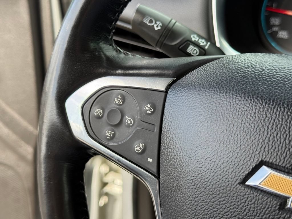 Used 2019 Chevrolet Traverse Premier w/ Driver Confidence II Package FWD image 12
