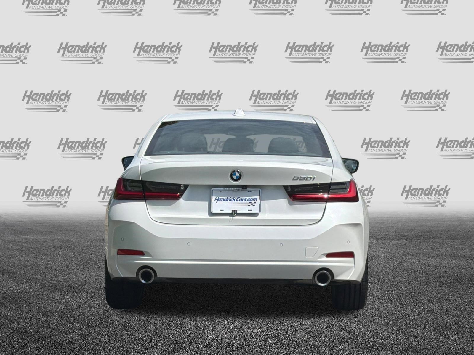 Certified 2025 BMW 330i Sedan image 6